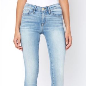 FRAME "Le Skinny de Jeanne" jeans in light denim